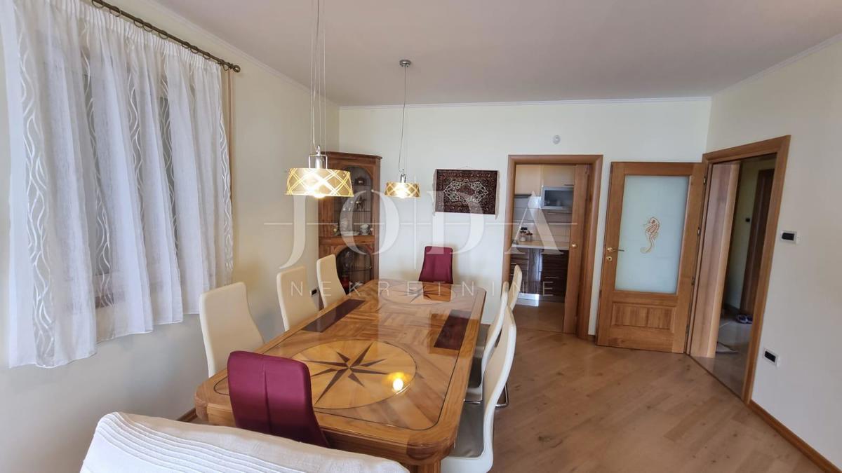 Hiša Smokvica Krmpotska, Novi Vinodolski, 198m2