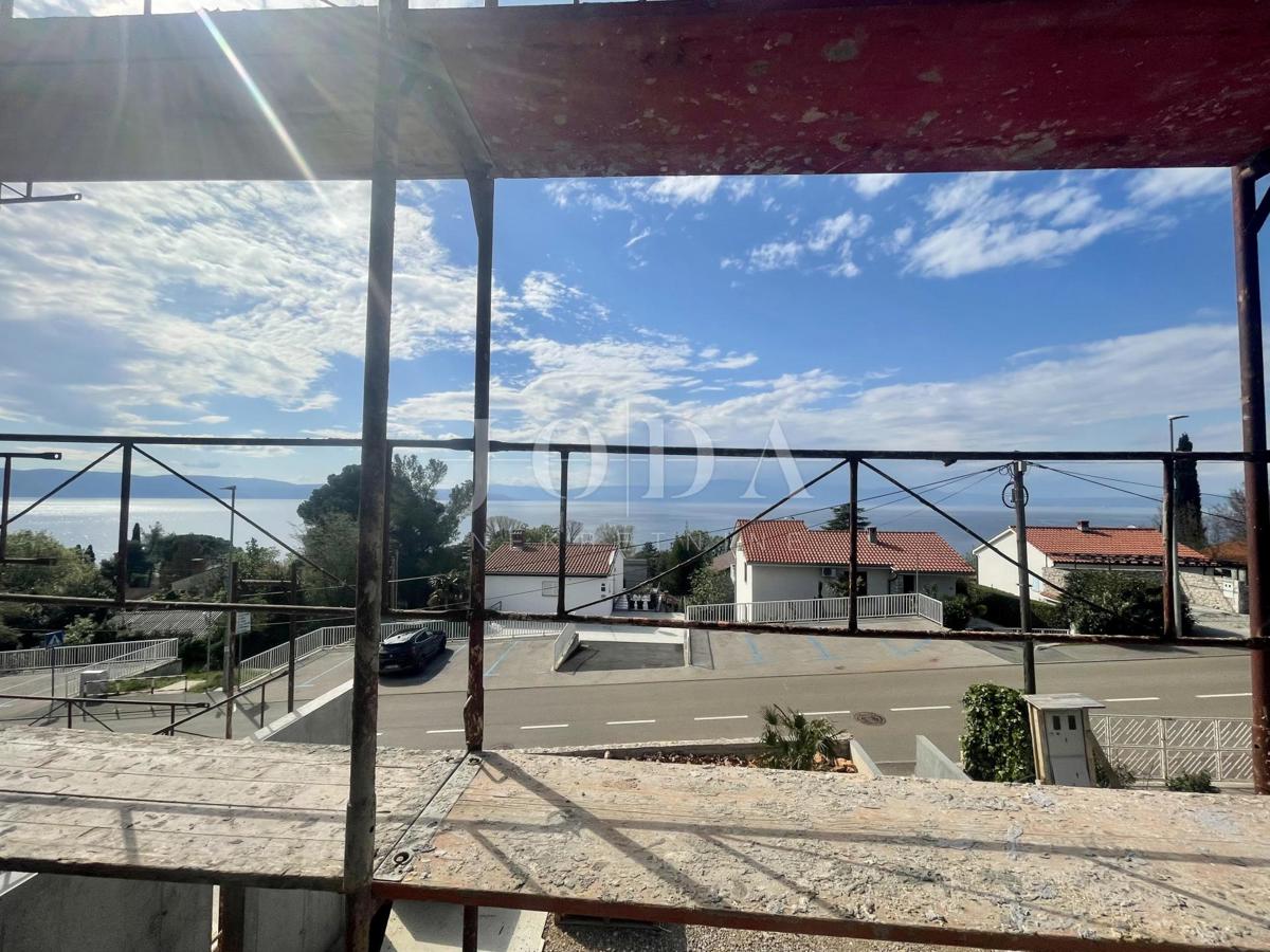 Luksuzna dvojna kuća u blizini mora s pogledom na more