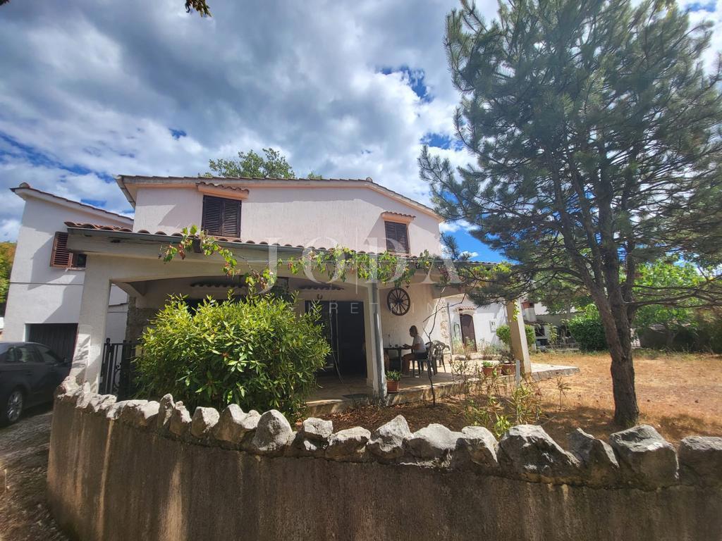 Samostojna hiša na mirni lokaciji, otok Krk