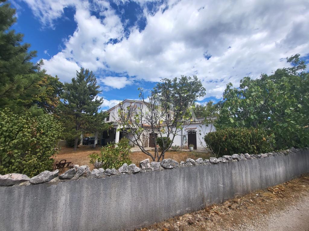 Samostojna hiša na mirni lokaciji, otok Krk