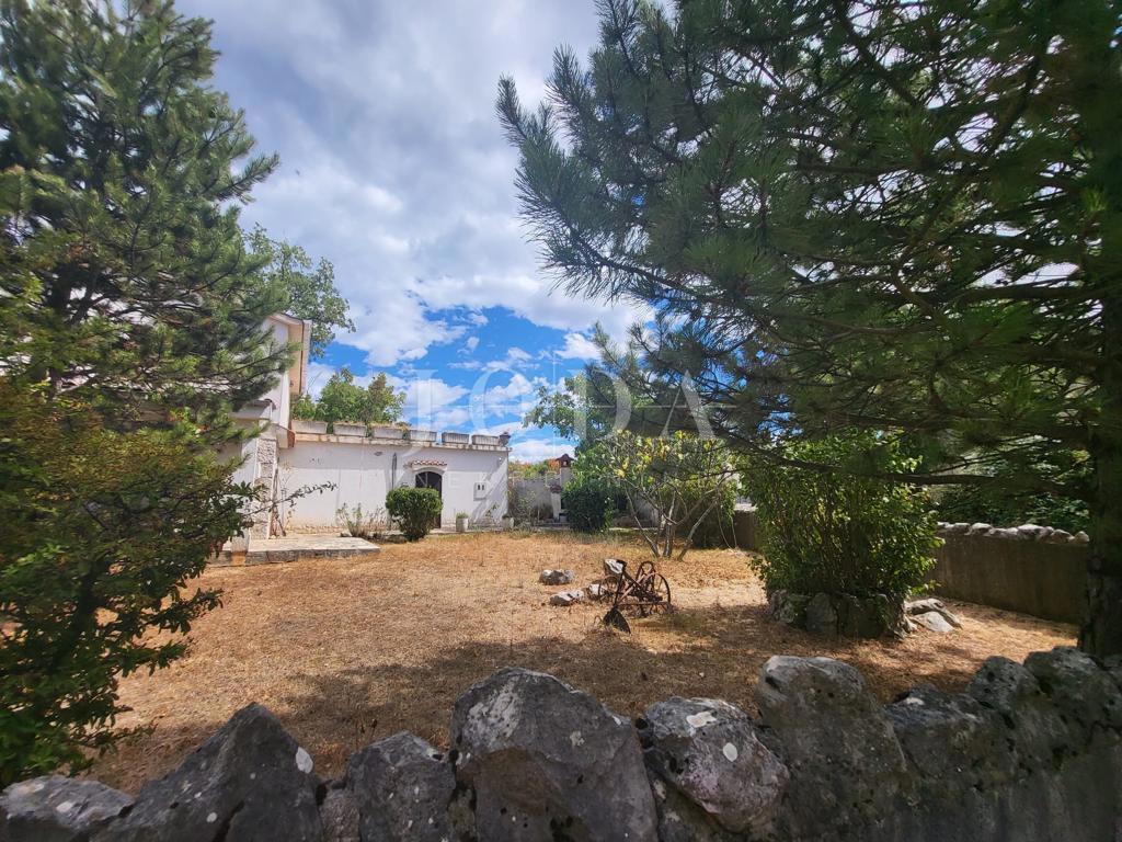 Samostojna hiša na mirni lokaciji, otok Krk