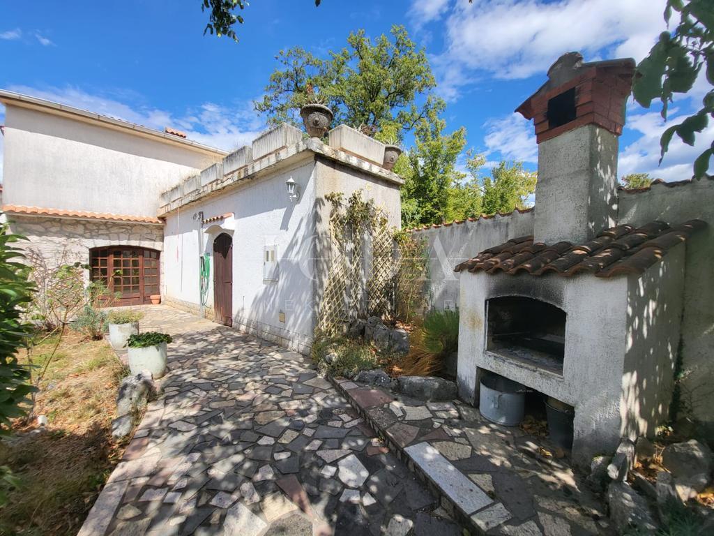 Samostojna hiša na mirni lokaciji, otok Krk