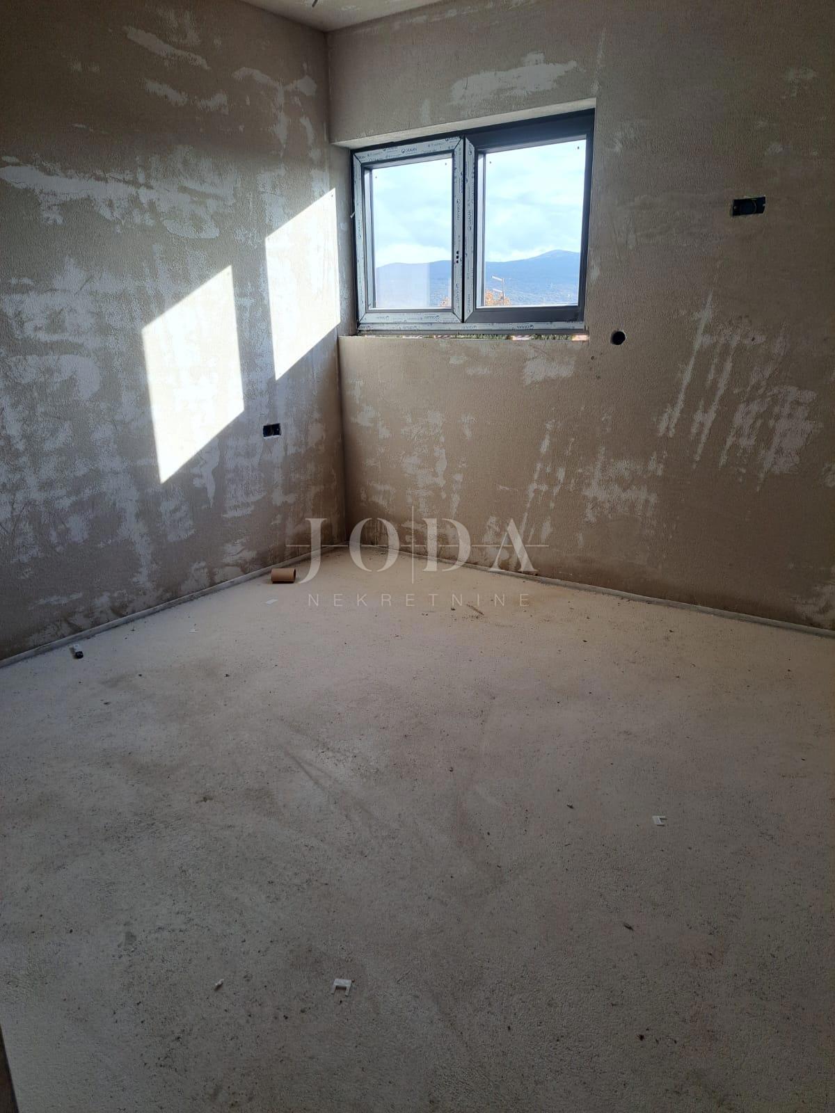 Moderna vila z bazenom in pogledom na morje, otok Krk