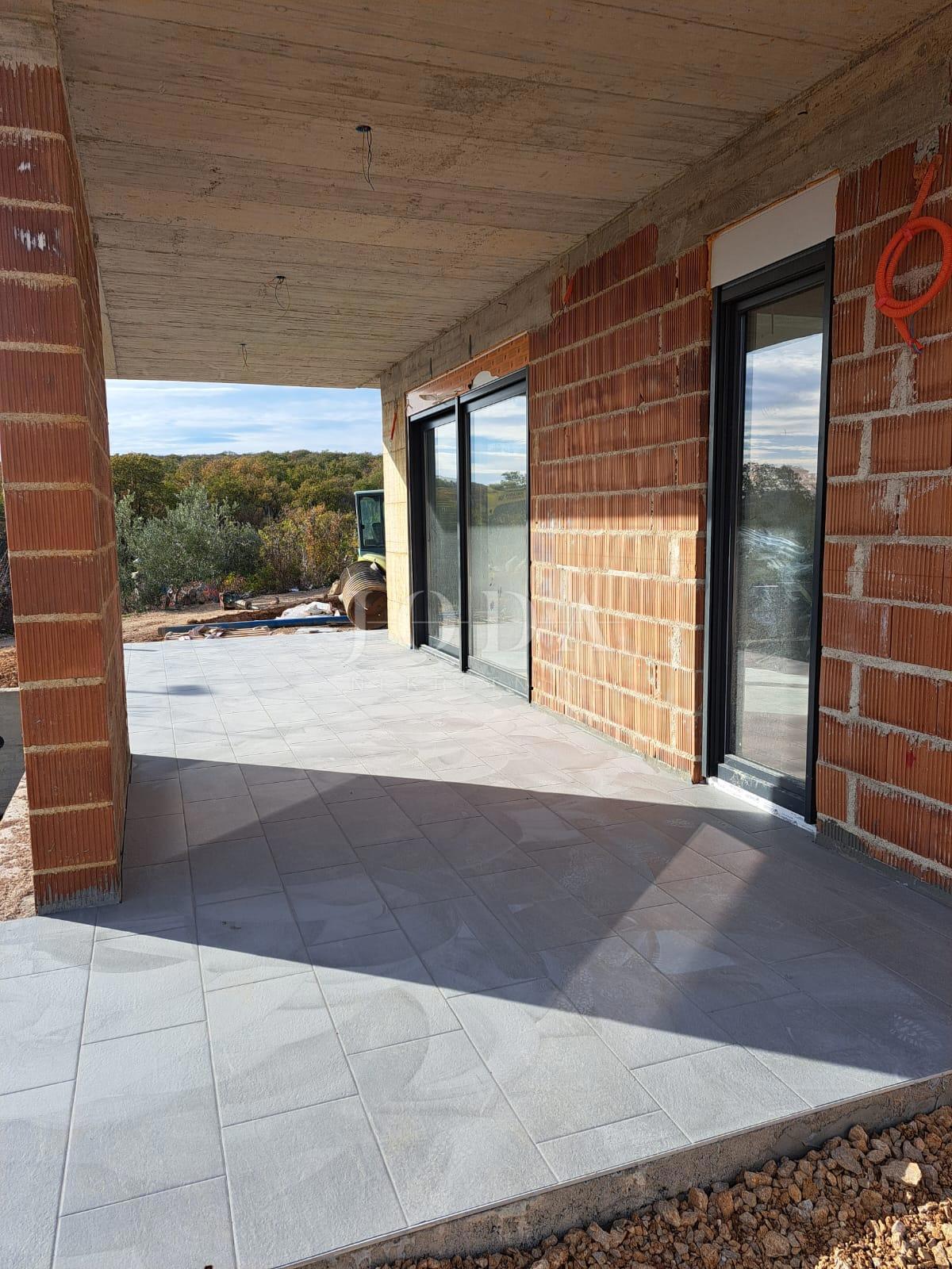 Moderna vila z bazenom in pogledom na morje, otok Krk