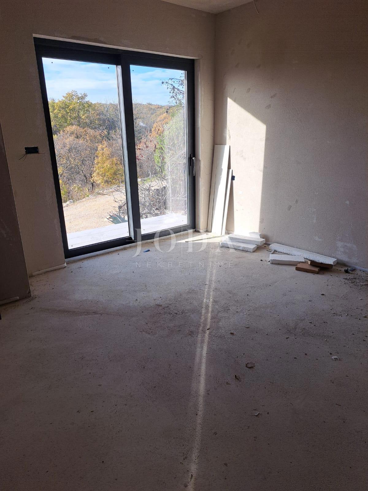 Moderna vila z bazenom in pogledom na morje, otok Krk