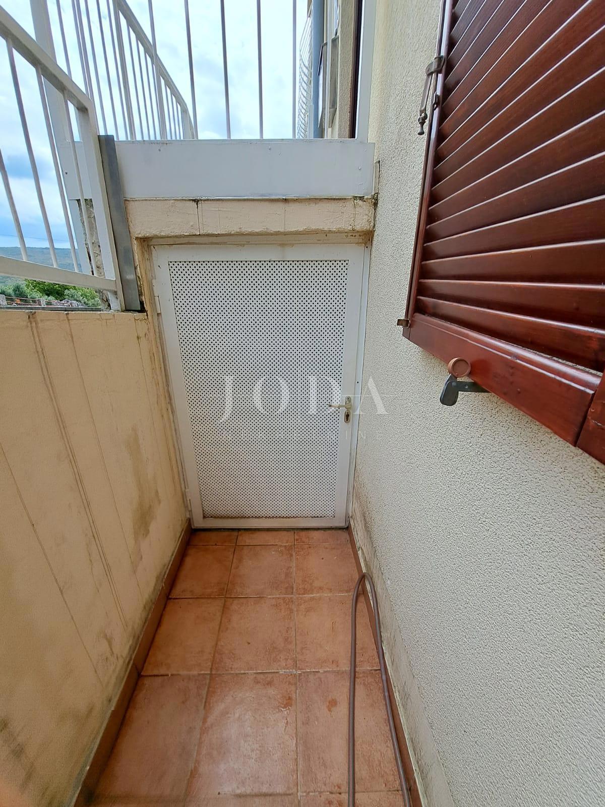 Trisobni apartma blizu morja, otok Krk
