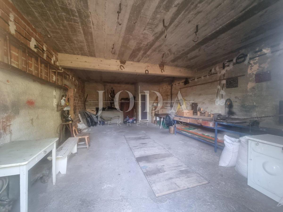 Hiša Bater, Novi Vinodolski, 200m2