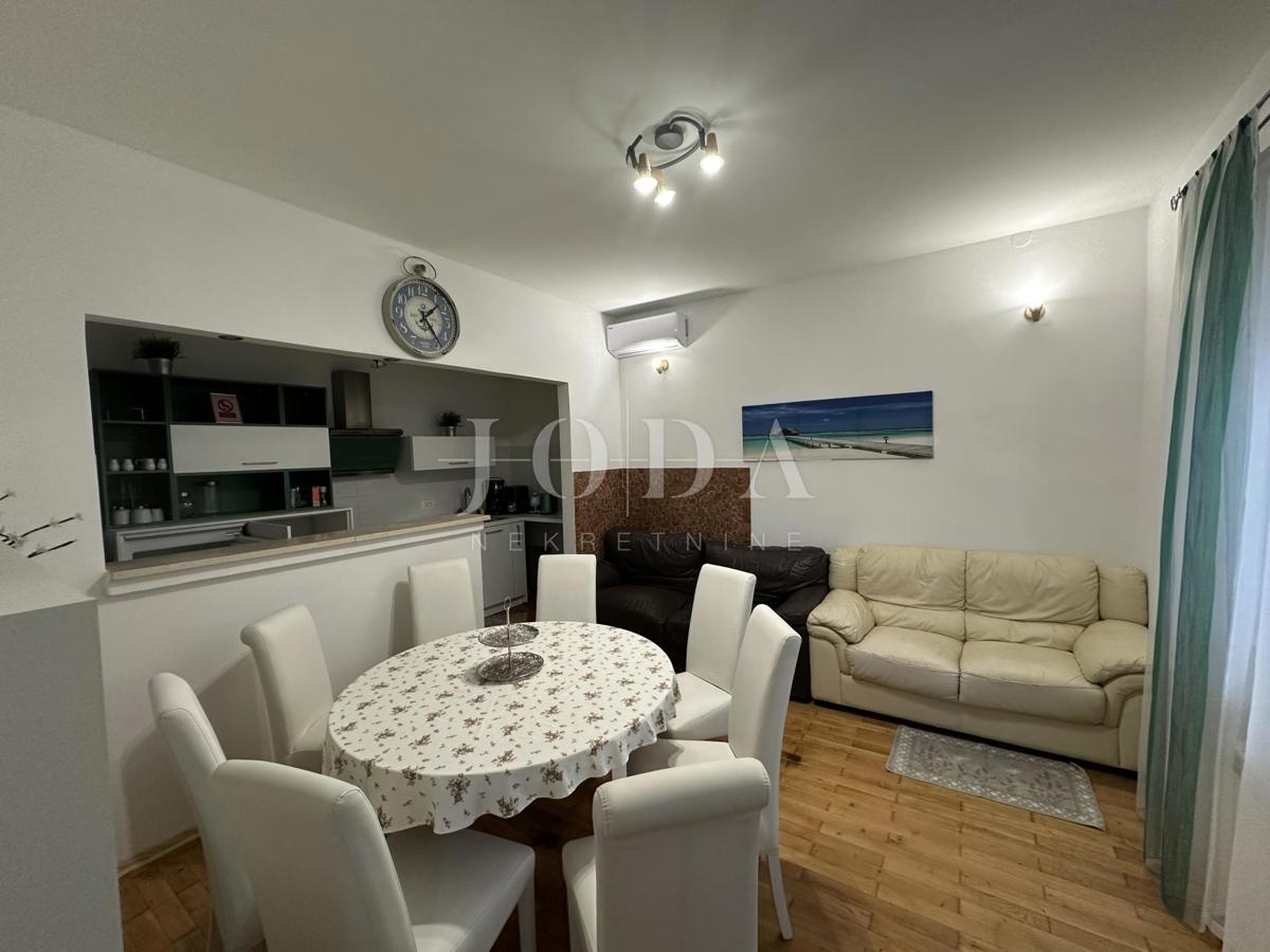 Hiša Novi Vinodolski, 230m2