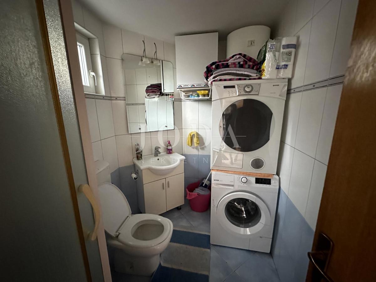 Hiša Novi Vinodolski, 230m2