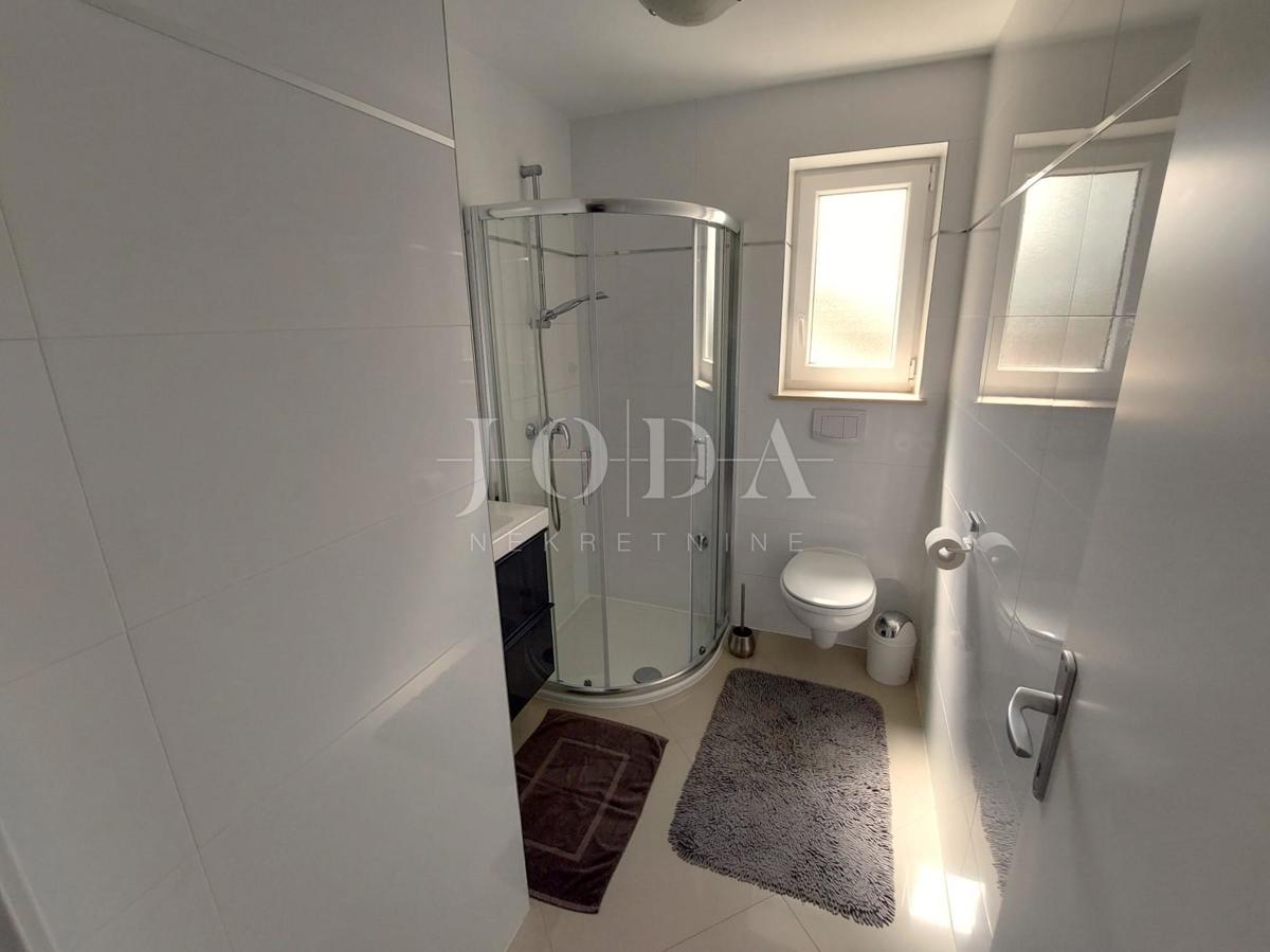 Malinska, apartma z odprtim pogledom na morje