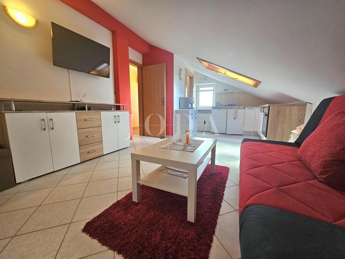 Apartma z odprtim pogledom na morje - Malinska
