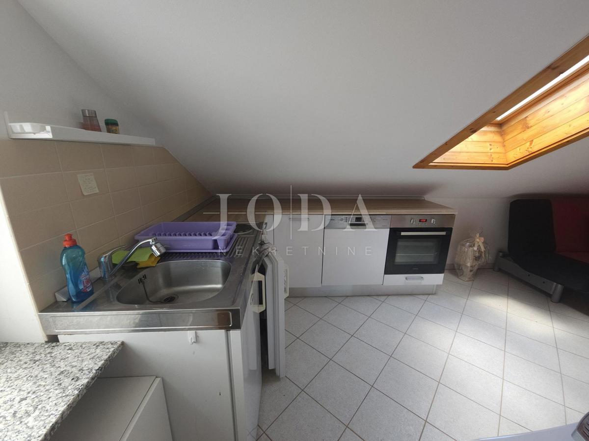 Apartma z odprtim pogledom na morje - Malinska