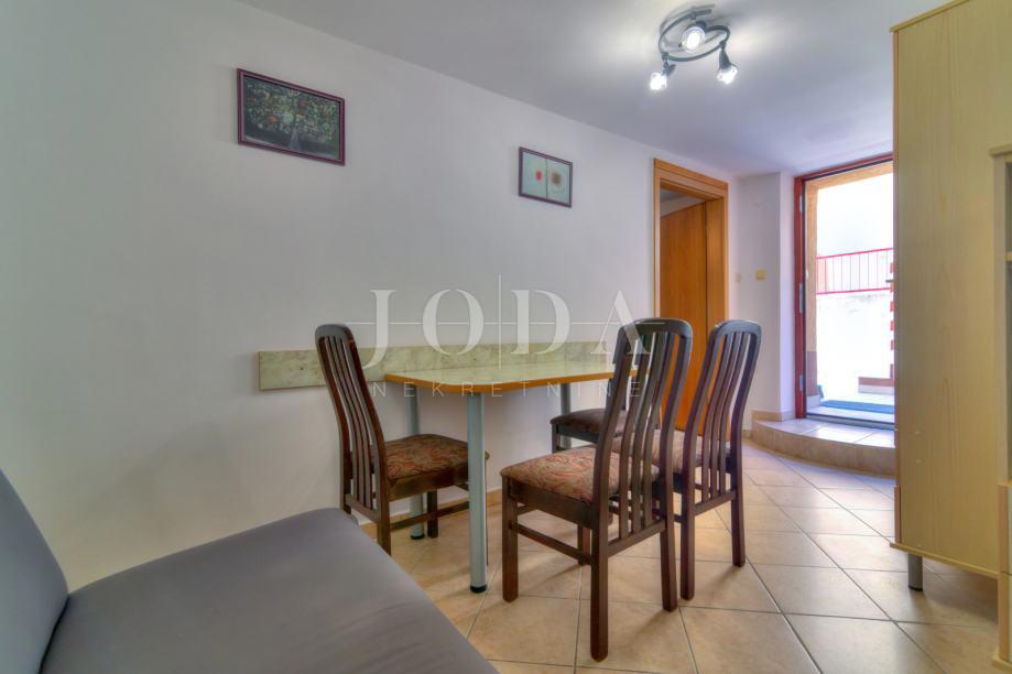 Hiša Senj, 102m2