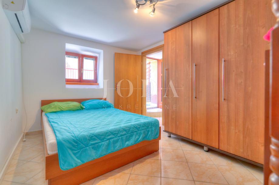 Hiša Senj, 102m2