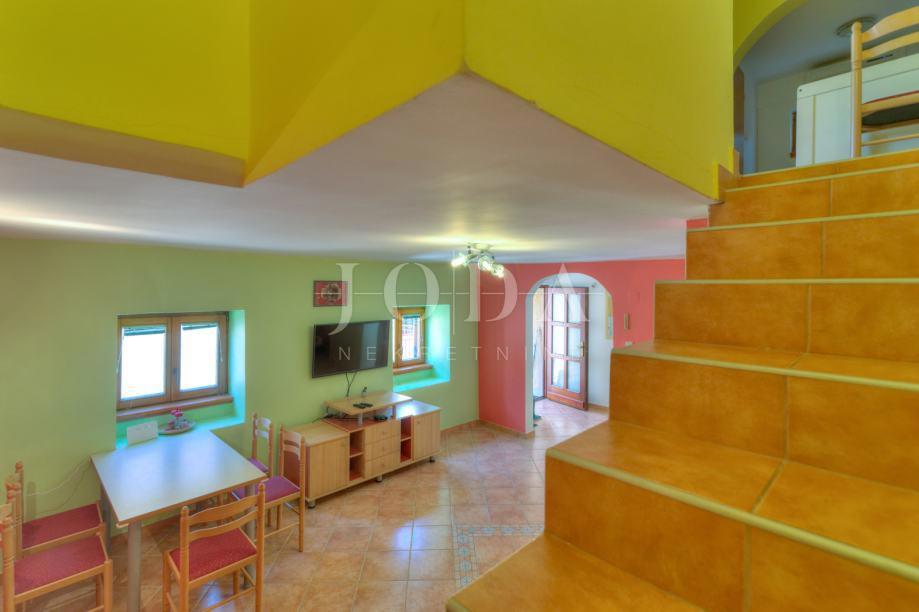 Hiša Senj, 102m2