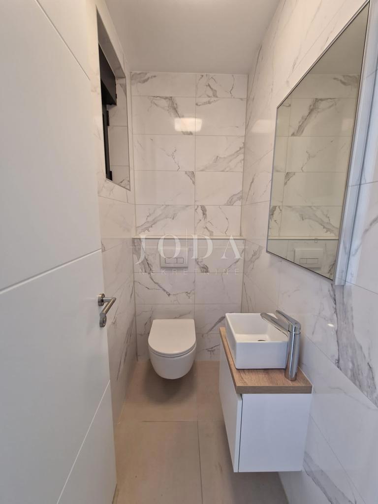 Moderni apartma z vrtom, novogradnja na otoku Krku