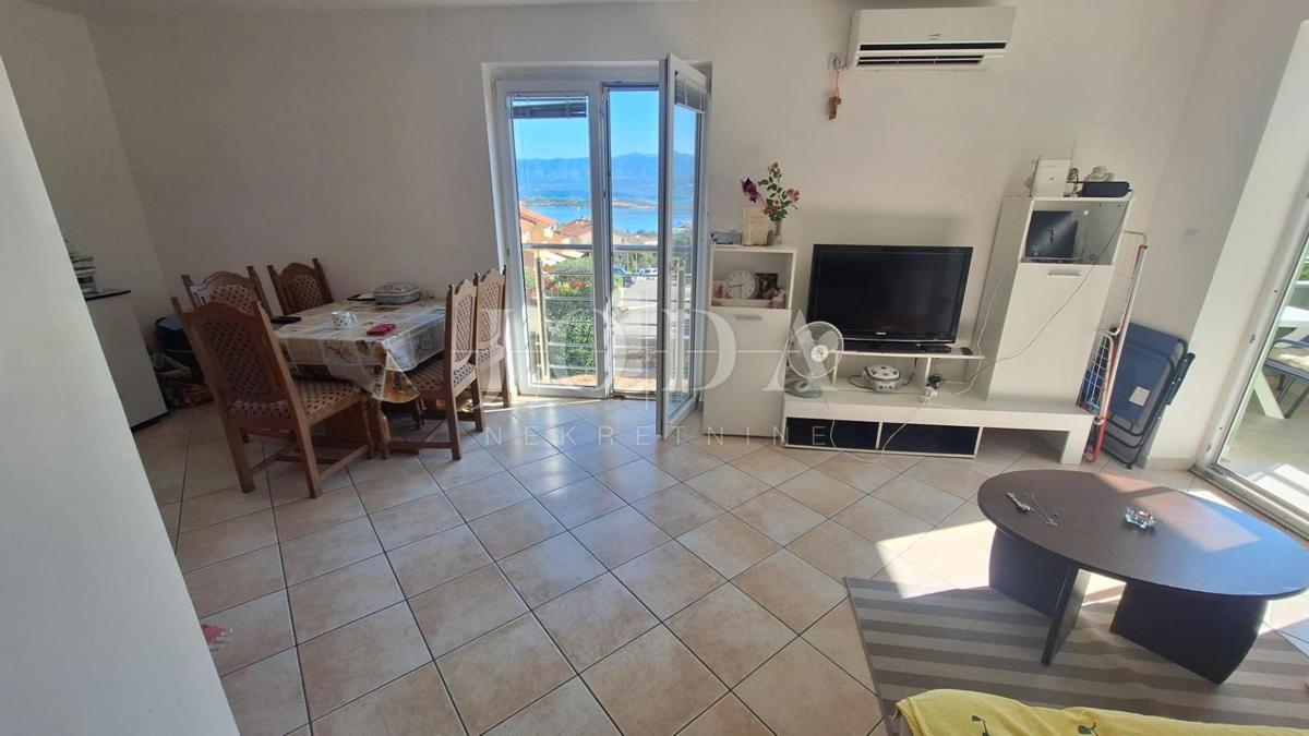 Otok Krk, Klimno - apartma s pogledom na morje