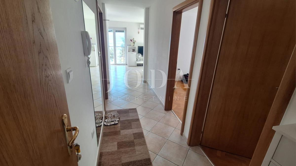 Otok Krk, Klimno - apartma s pogledom na morje