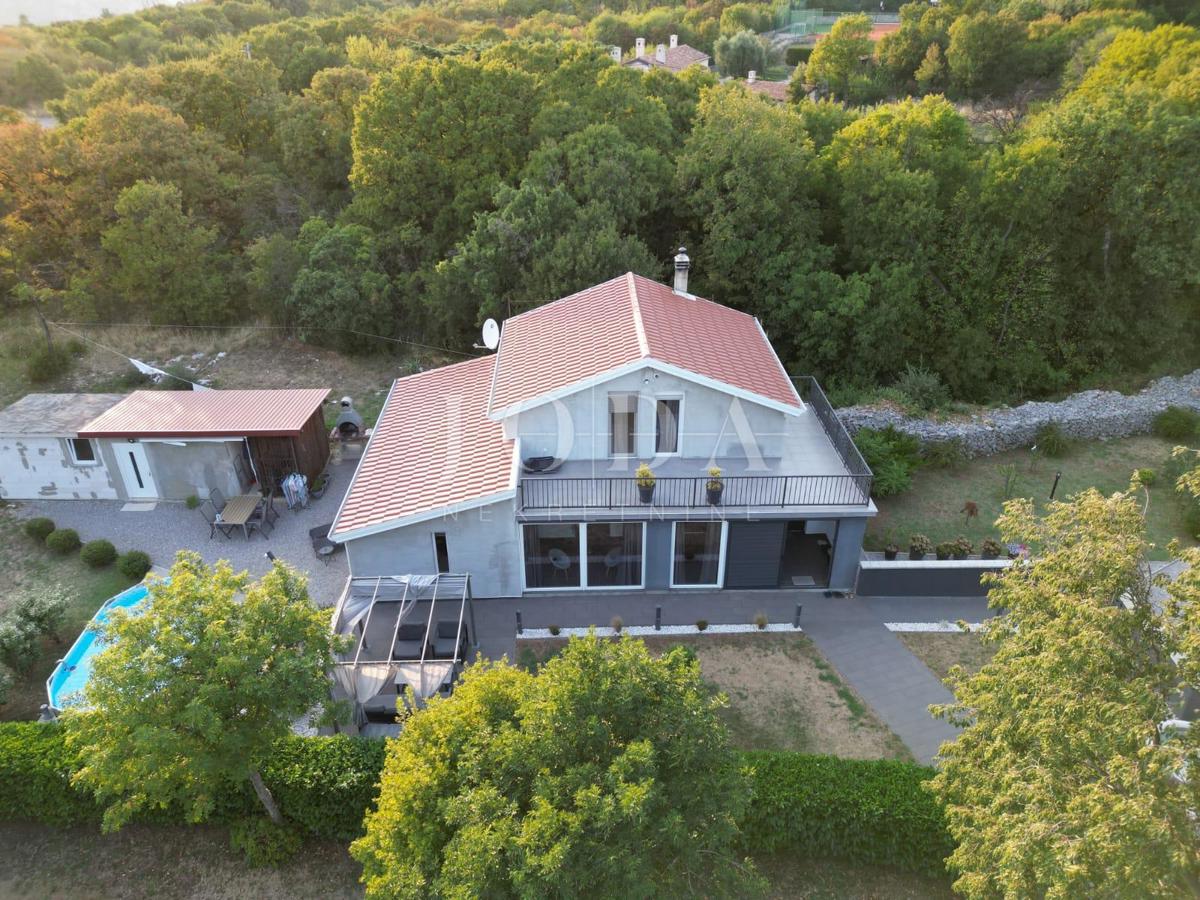 Samostojna hiša St Kuzam