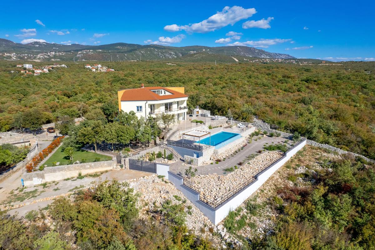 Hiša Kraljevica, 463m2