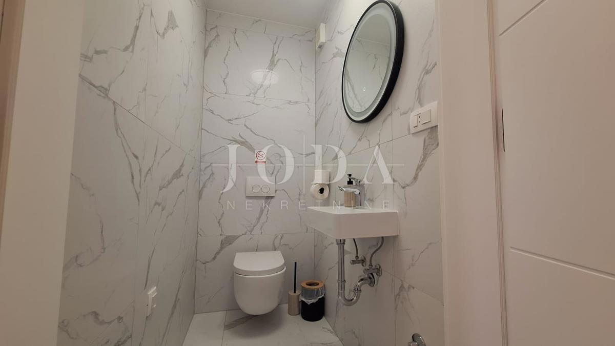 Apartma z bazenom na prestižni lokaciji!