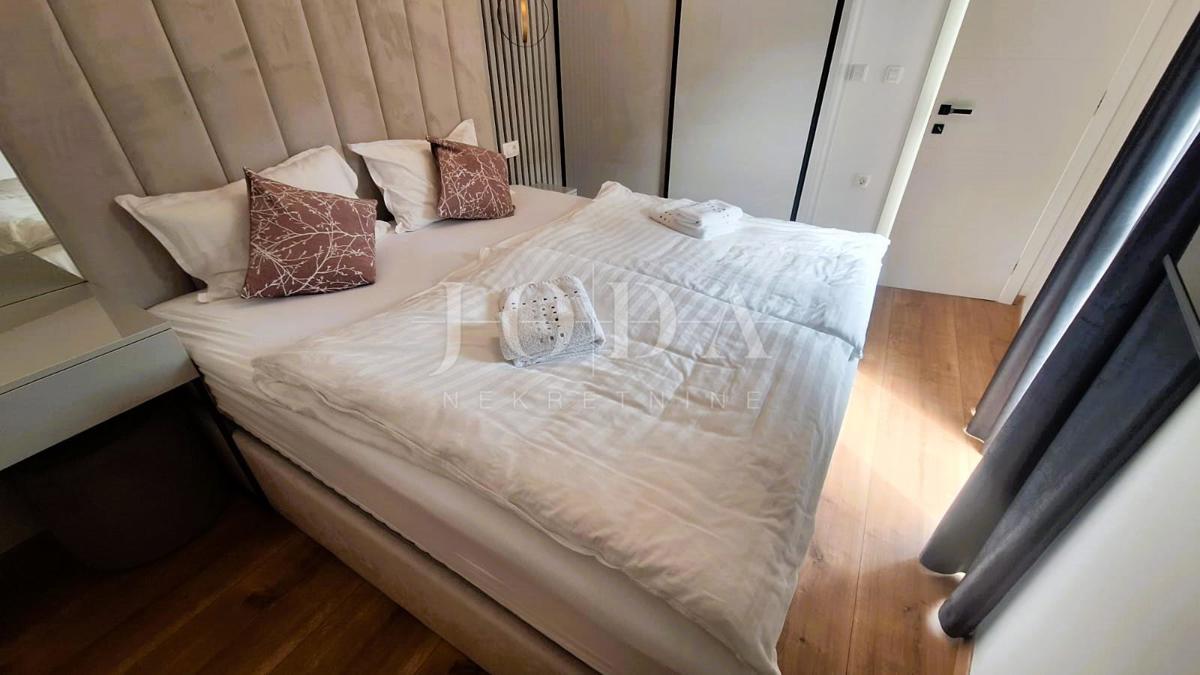 Apartma z bazenom na prestižni lokaciji!