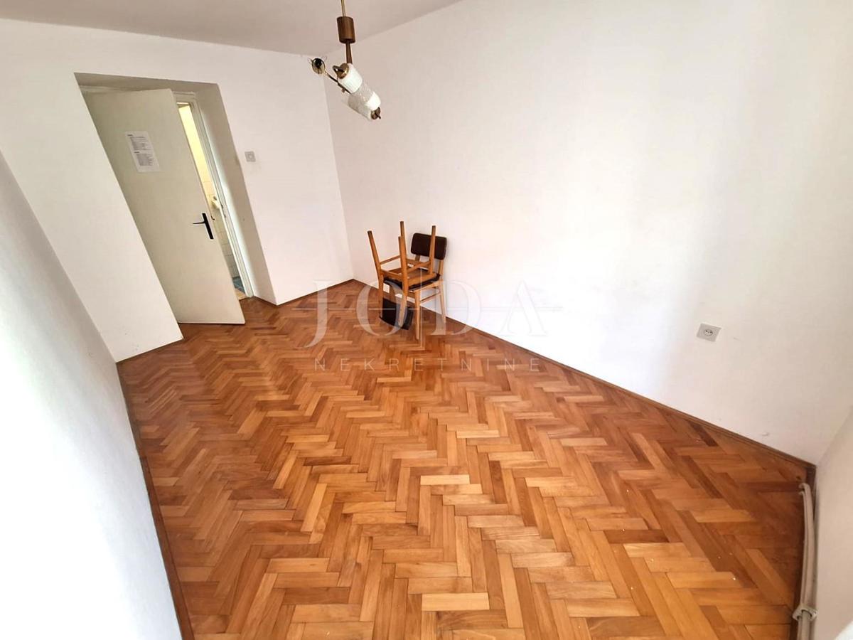 Otok Krk - odlična hiša s potencialom na lepi lokaciji