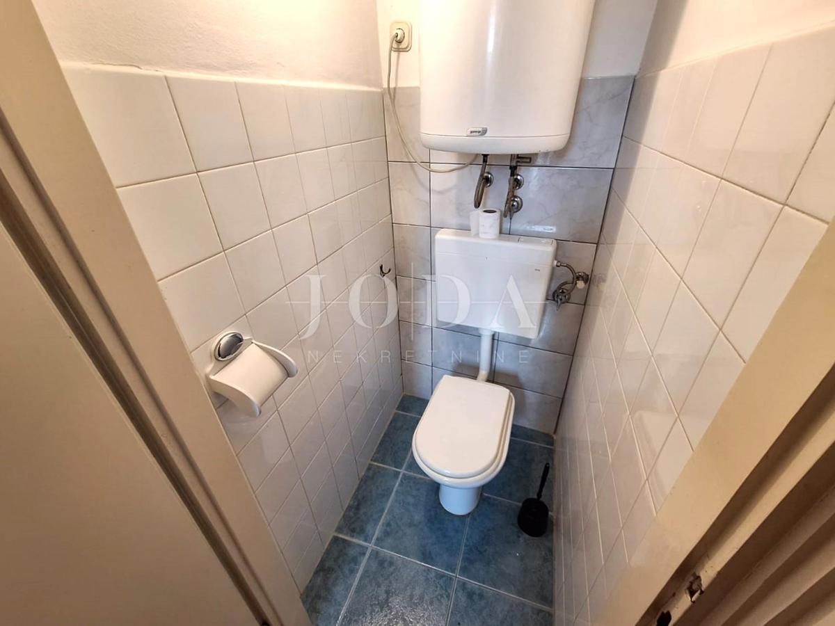 Otok Krk - odlična hiša s potencialom na lepi lokaciji