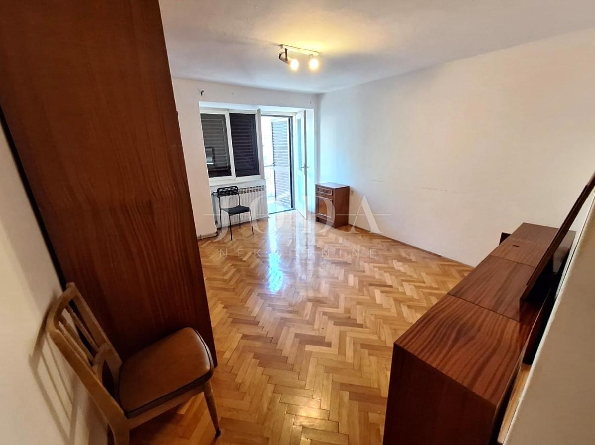 Otok Krk - odlična hiša s potencialom na lepi lokaciji