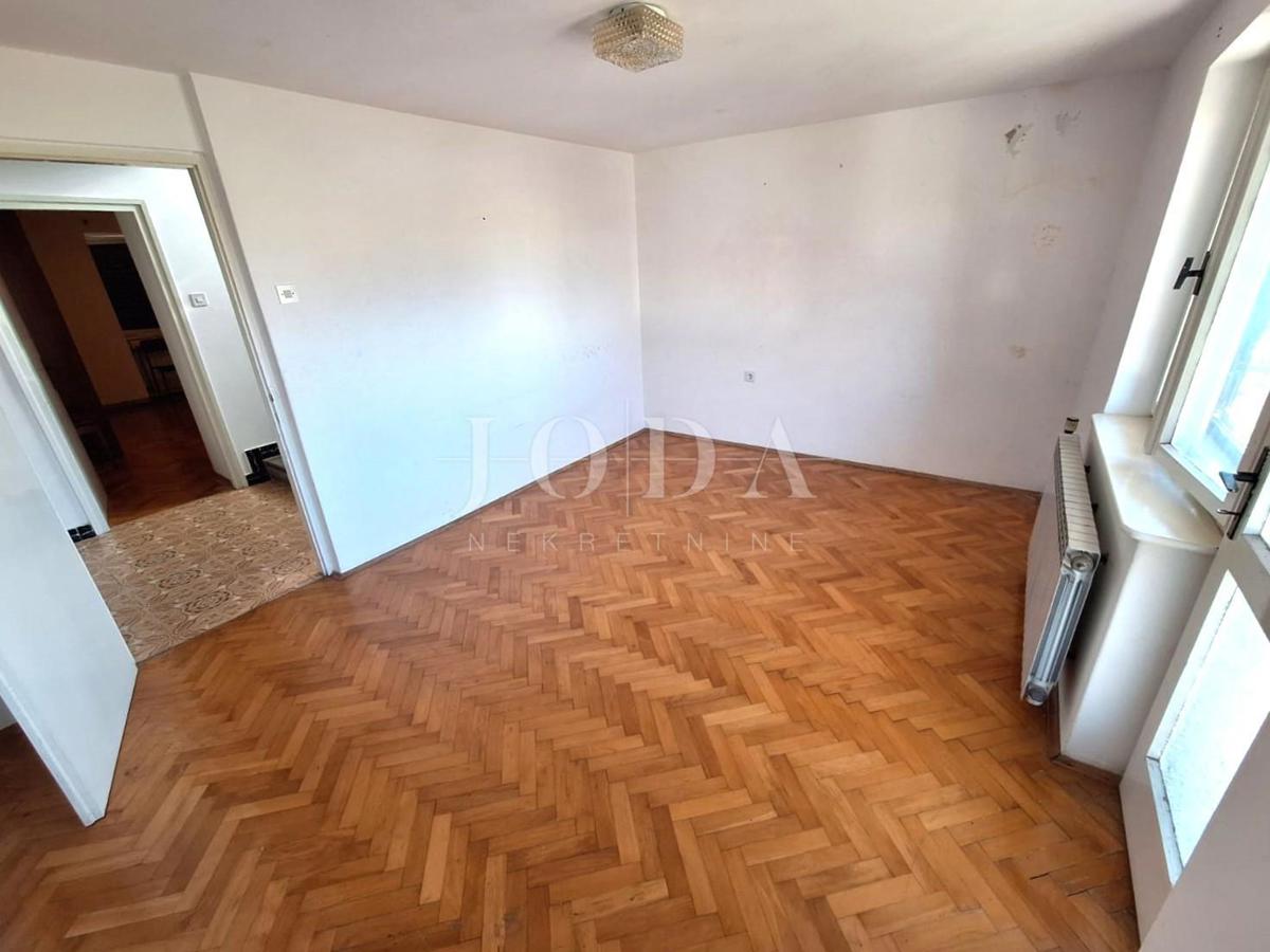 Otok Krk - odlična hiša s potencialom na lepi lokaciji