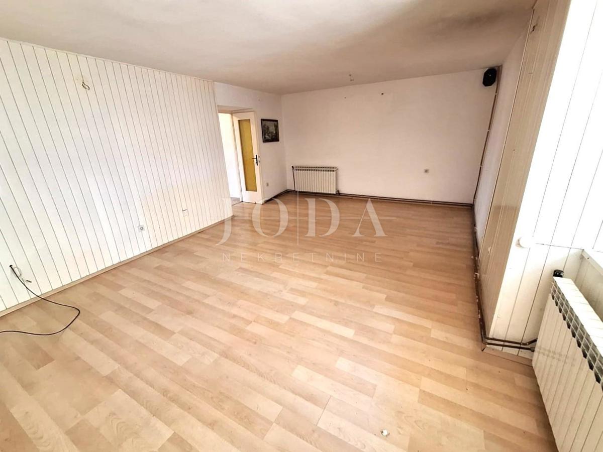 Otok Krk - odlična hiša s potencialom na lepi lokaciji