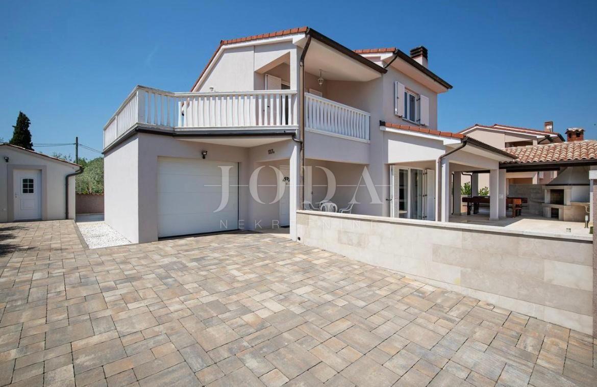 Hiša Loborika, Marčana, 210m2