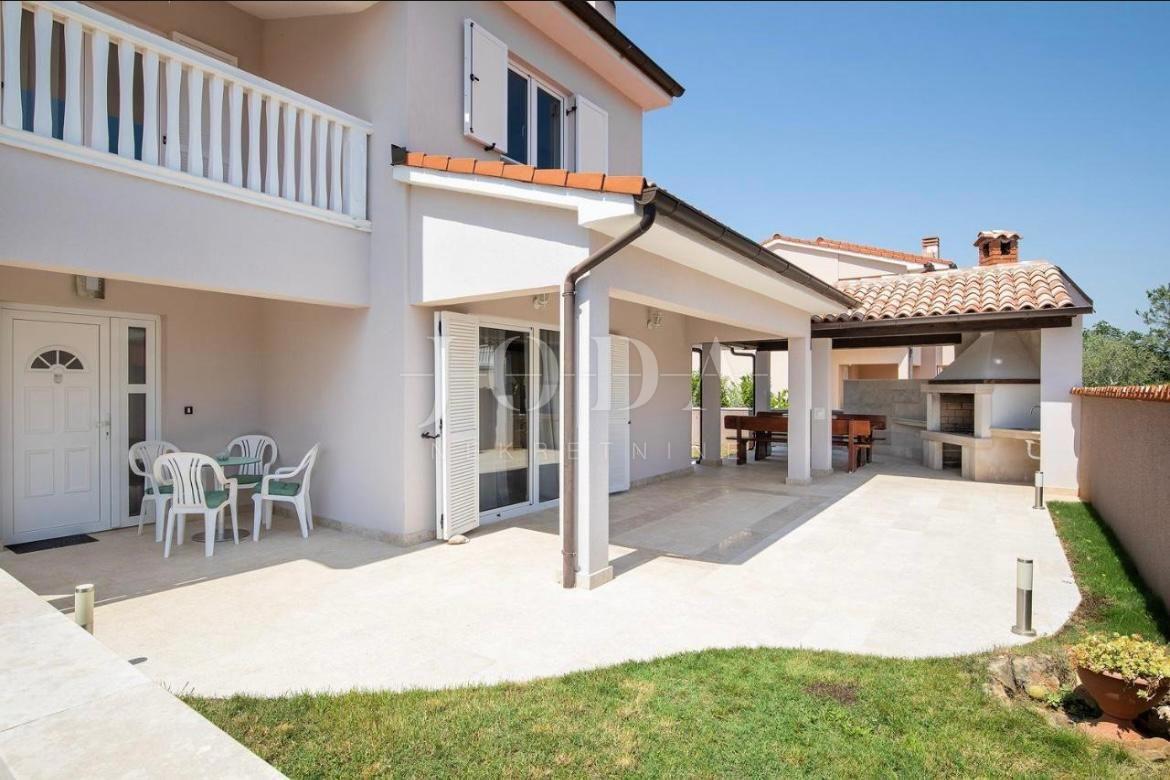 Hiša Loborika, Marčana, 210m2