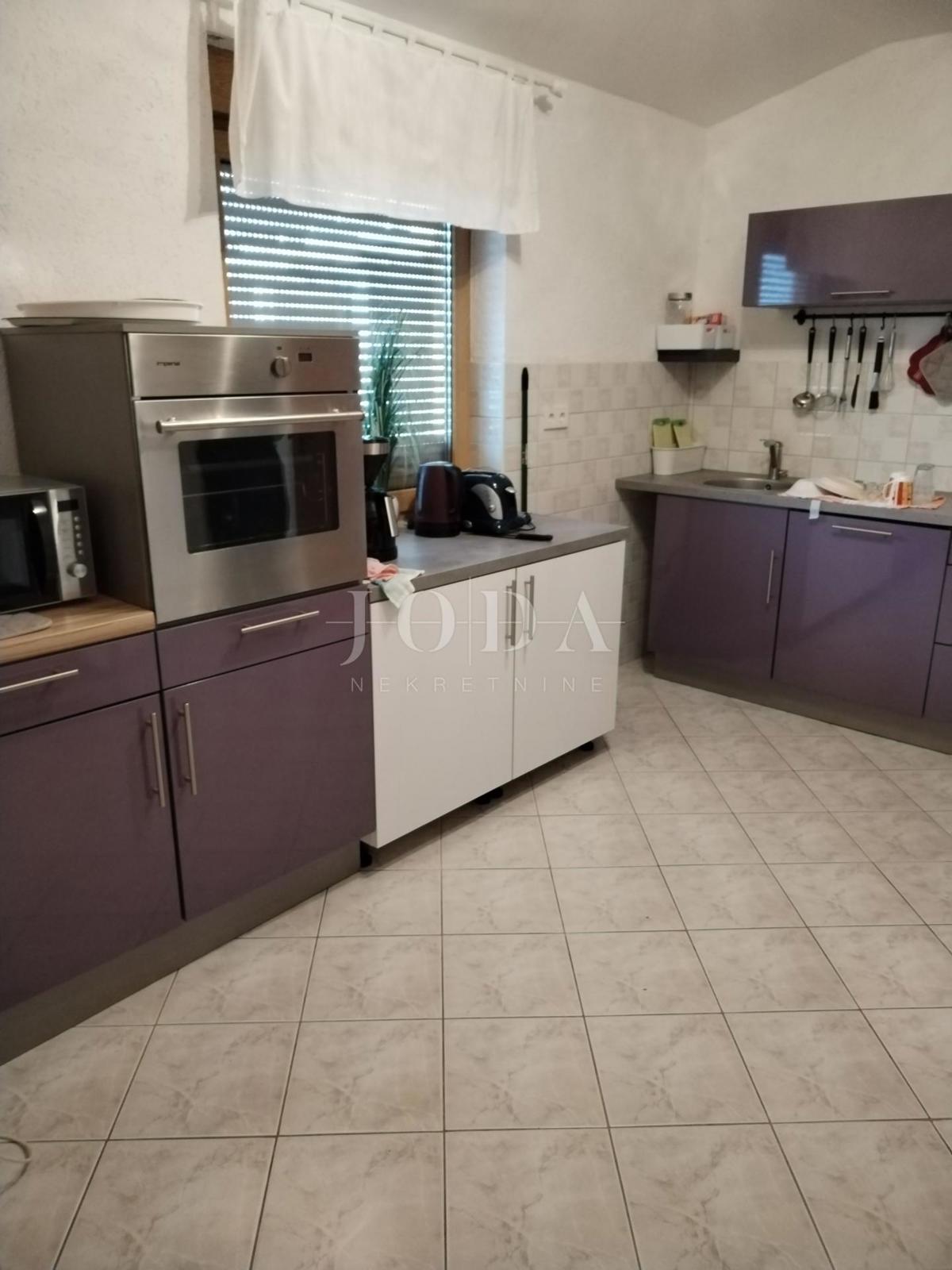 Stanovanje Labin, 120m2