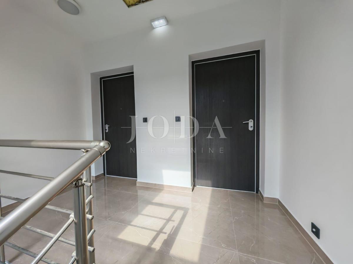 Nova stavba s panoramskim pogledom na morje