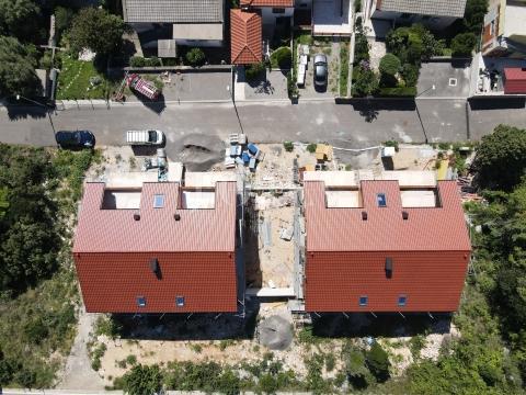 Nova stavba s panoramskim pogledom na morje