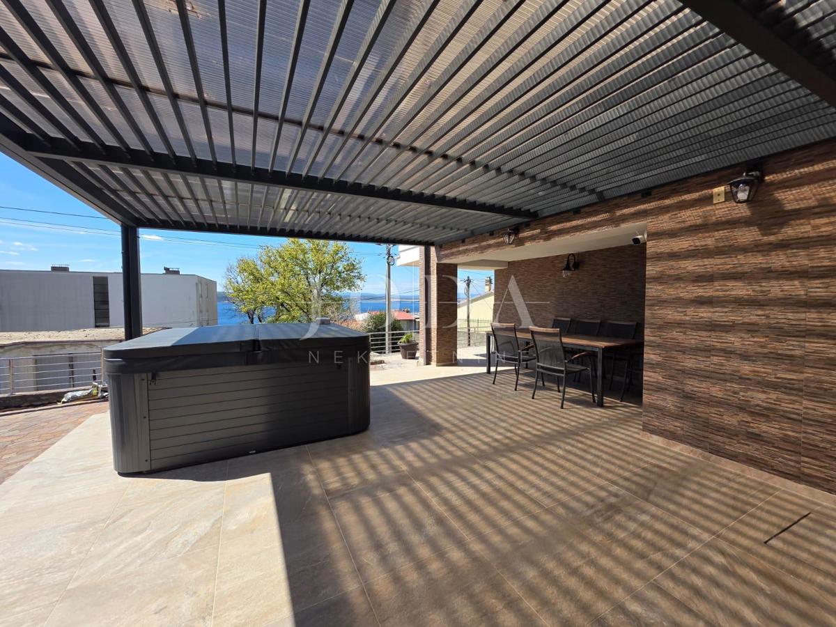 Hiša Crikvenica, 350m2