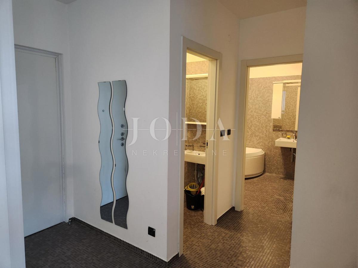 Stanovanje Centar, Rijeka, 56m2