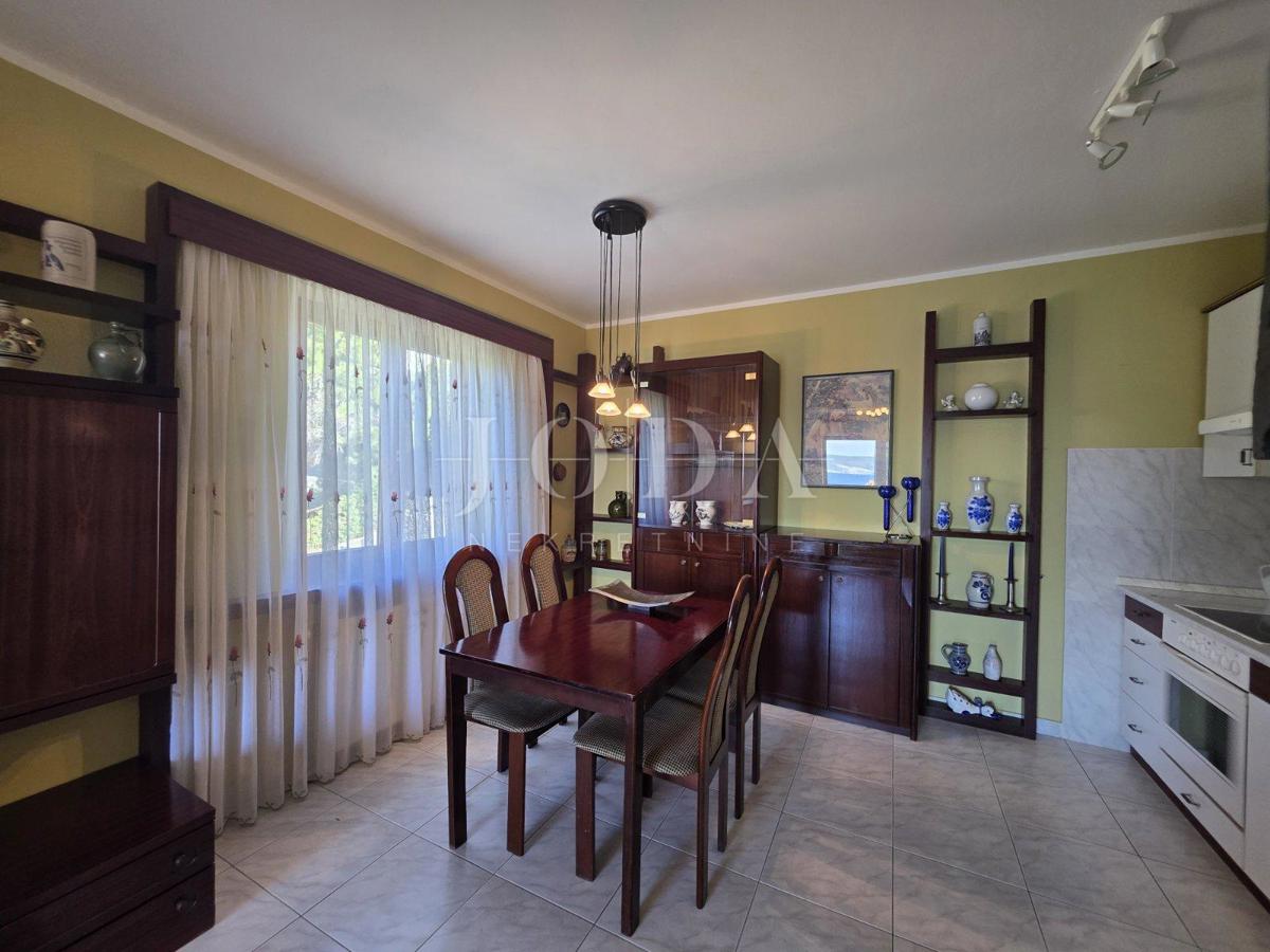 Stanovanje Novi Vinodolski, 91m2