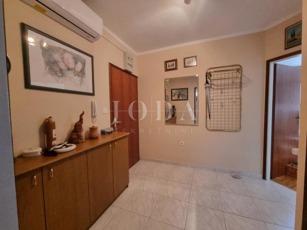 Stanovanje Novi Vinodolski, 91m2