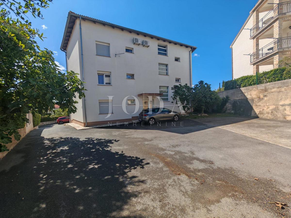 Urejen apartma na mirni lokaciji