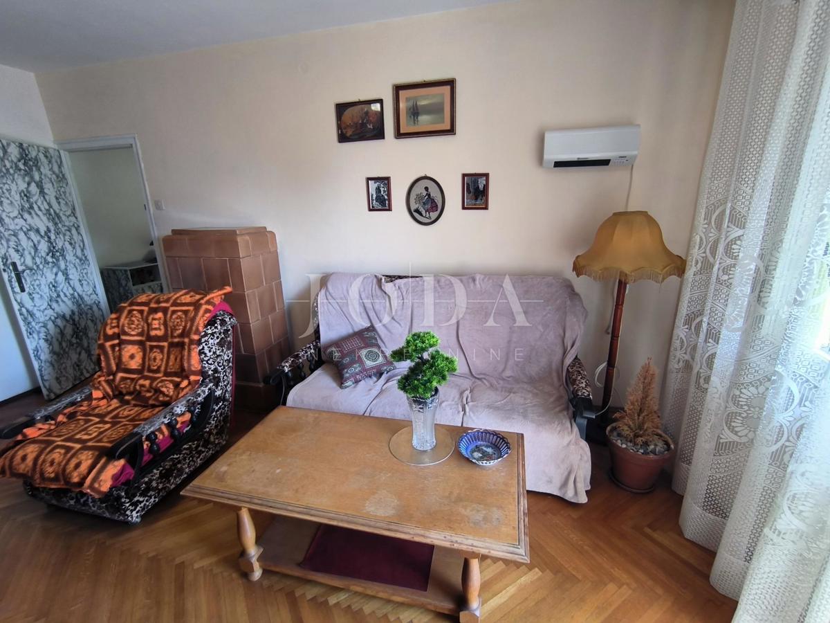 Stanovanje Pećine, Rijeka, 72m2