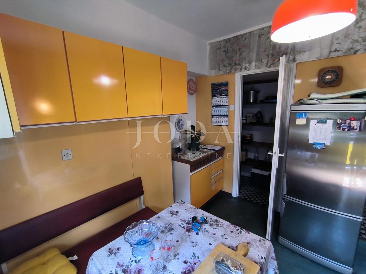 Stanovanje Pećine, Rijeka, 72m2