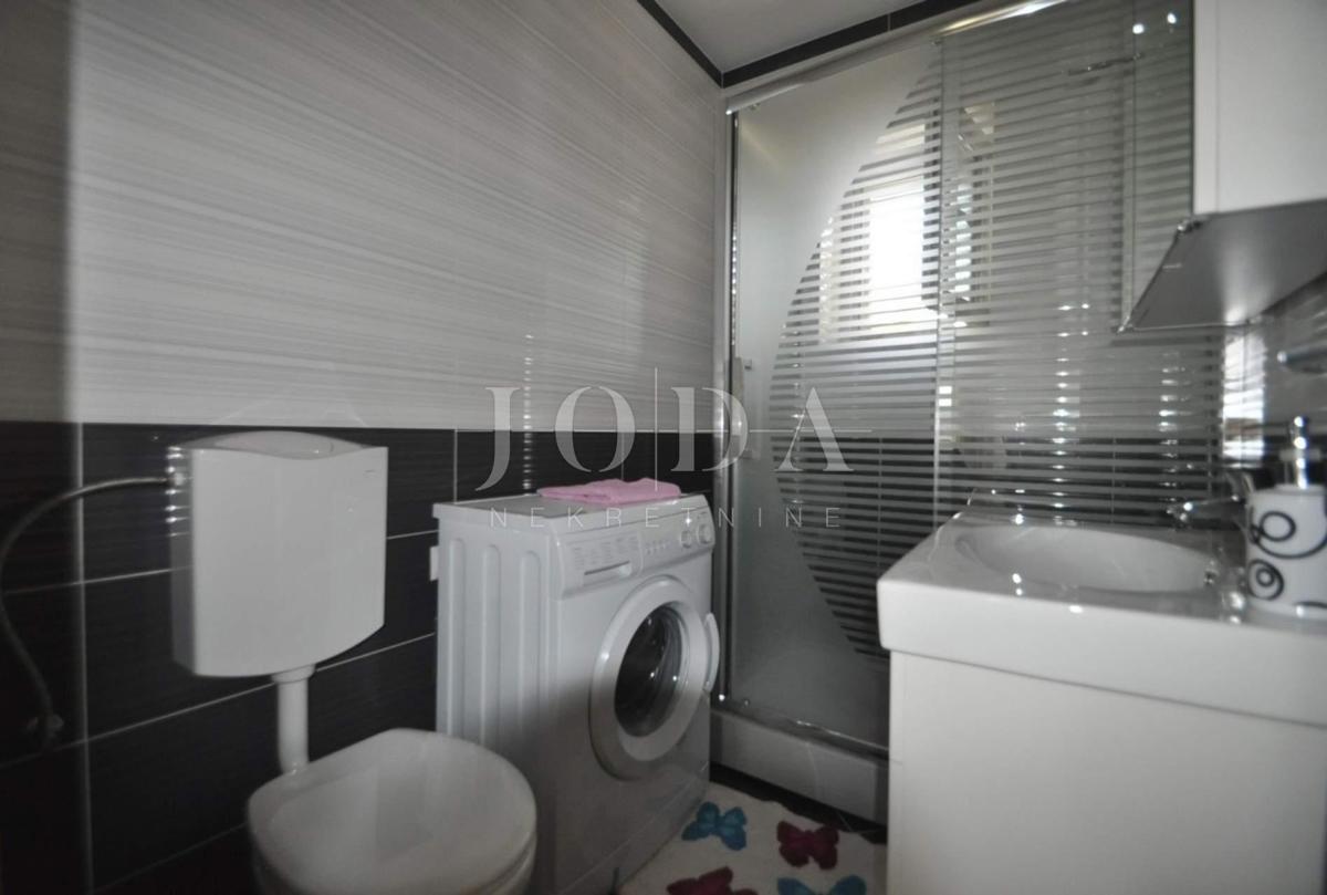 Apartma z odprtim pogledom na morje v Vrbniku