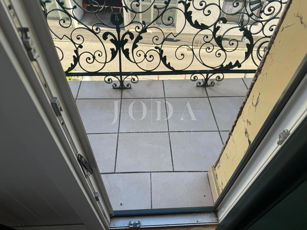 Reka - prostorno stanovanje v centru