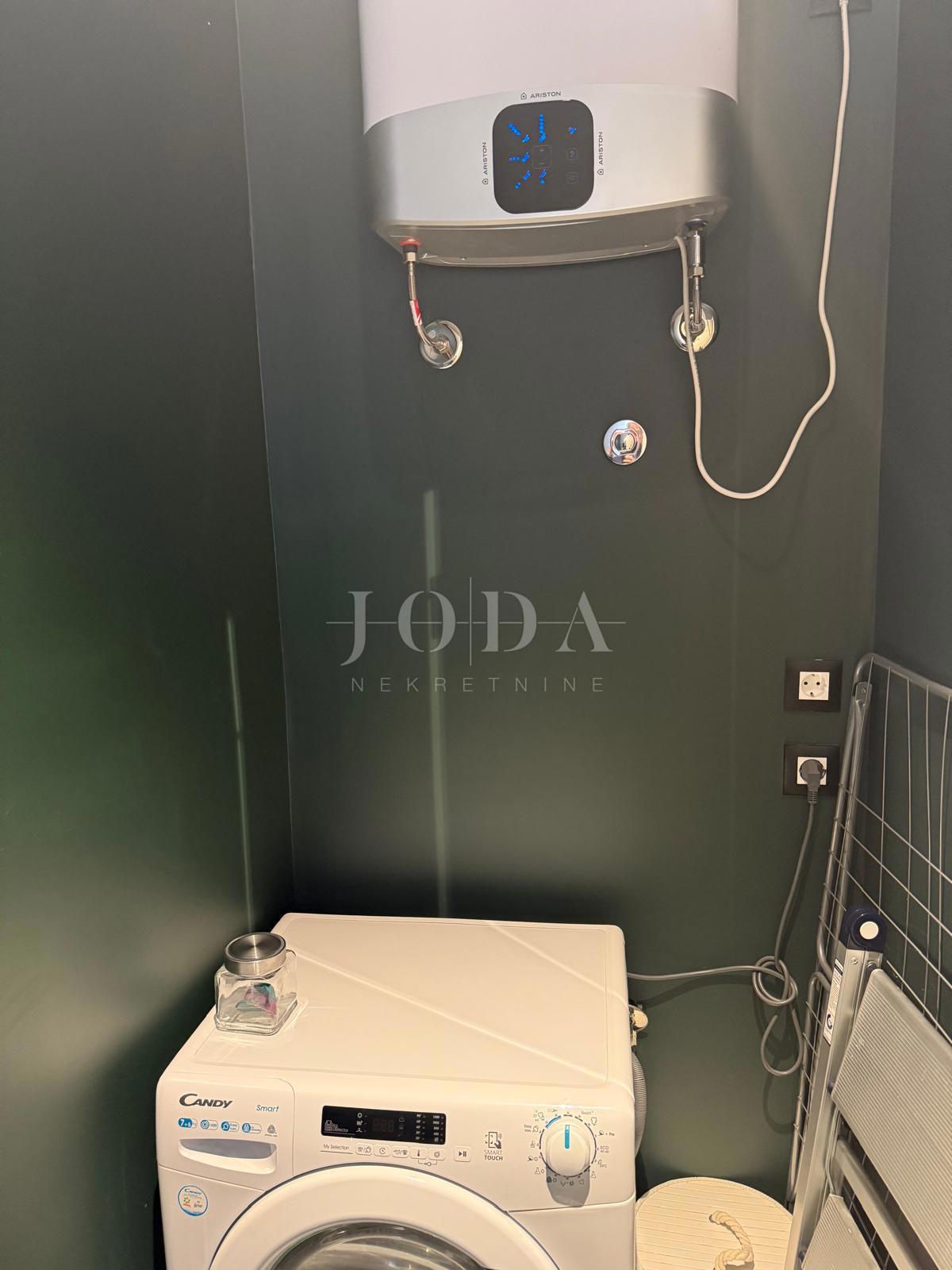 Reka - prostorno stanovanje v centru