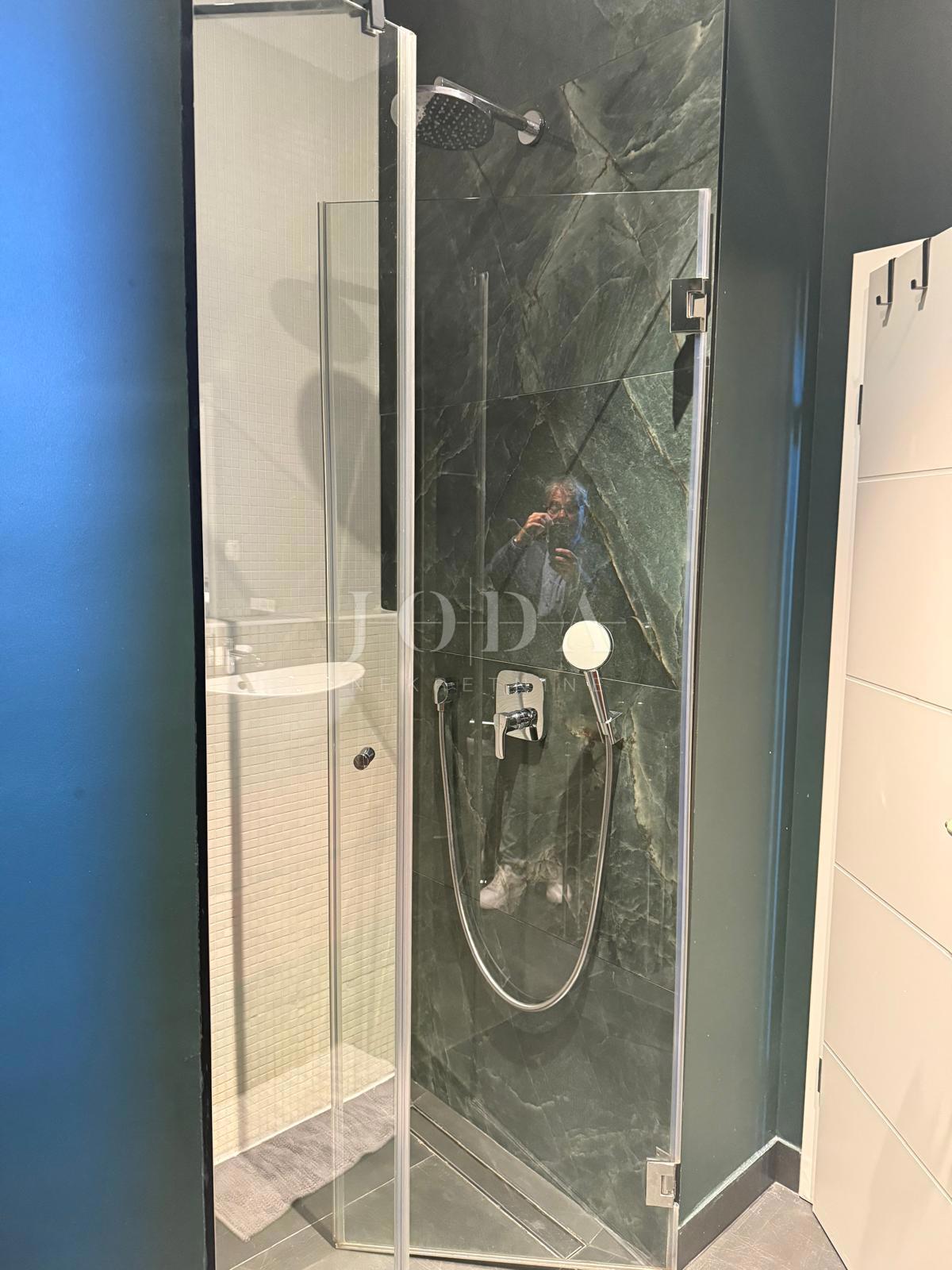 Reka - prostorno stanovanje v centru