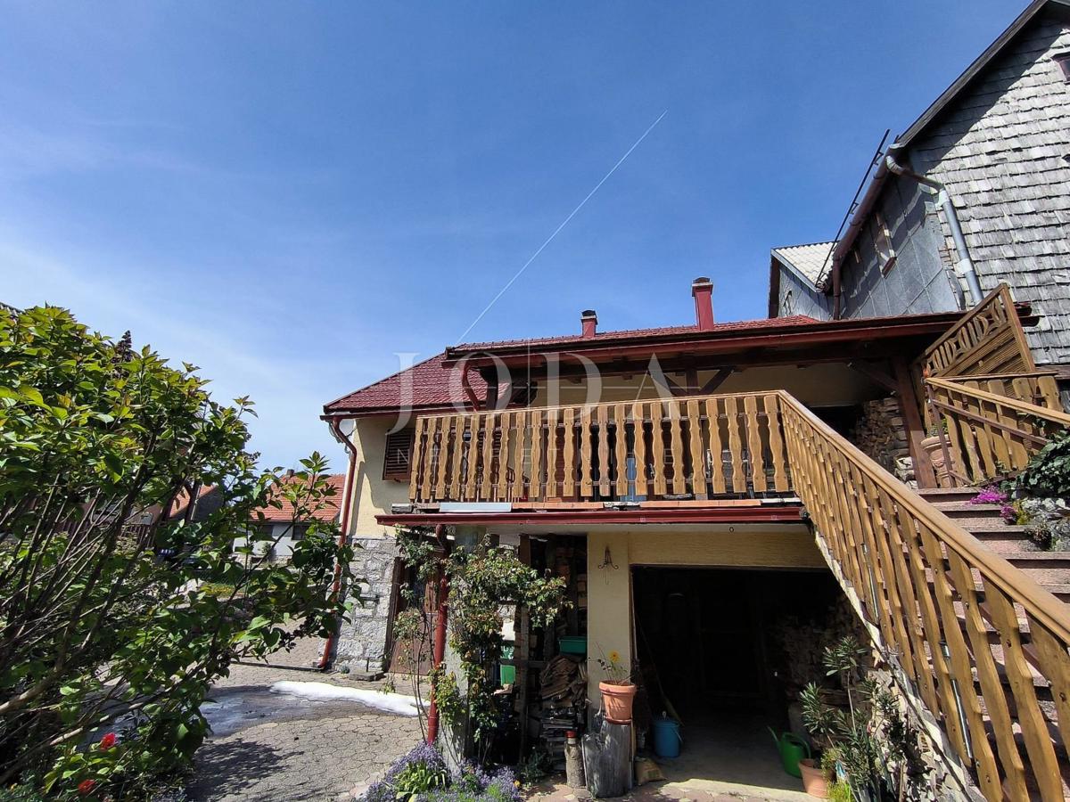 Hiša Ravna Gora, 119m2