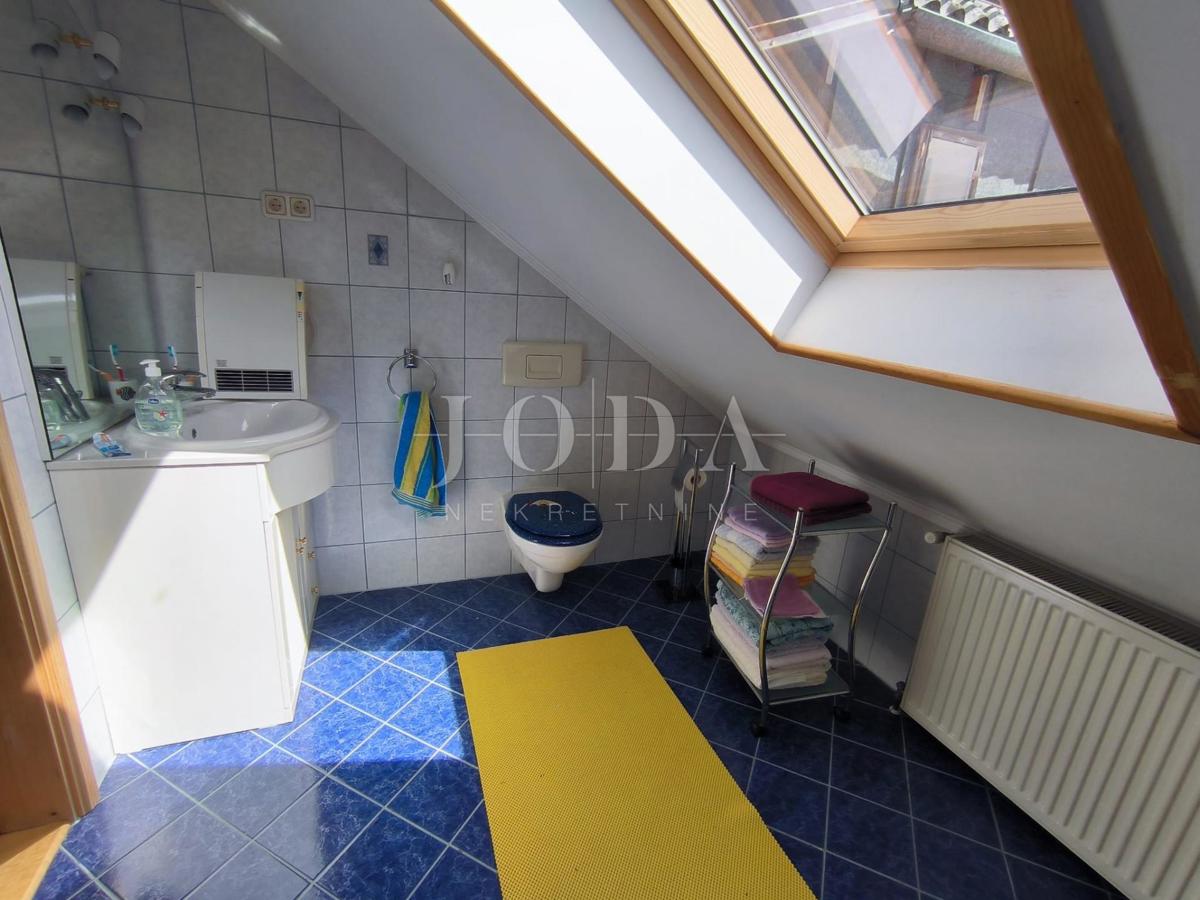 Hiša Ravna Gora, 119m2