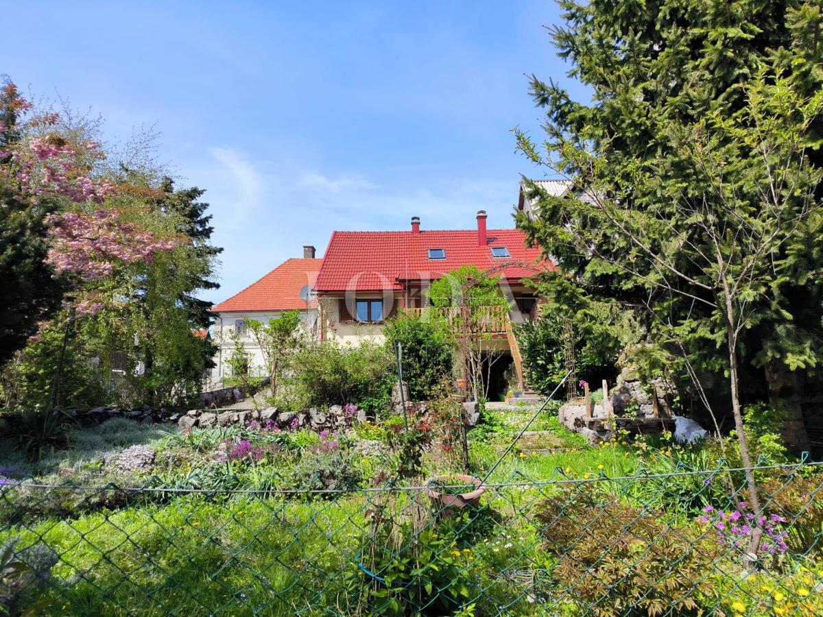 Hiša Ravna Gora, 119m2